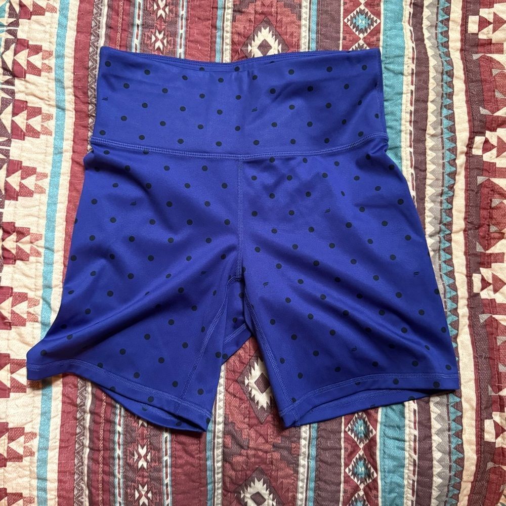 Fabletics polka dot biker shorts size small